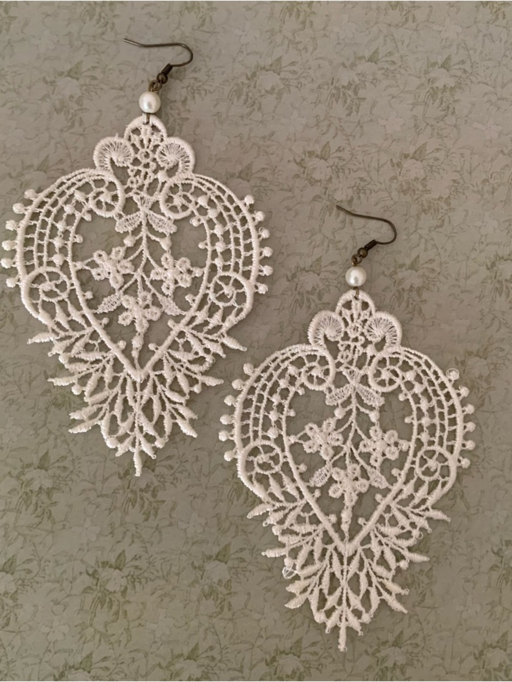 Ivory Lace Drop Earrings with Pearl Accent - Picture 4 of 4